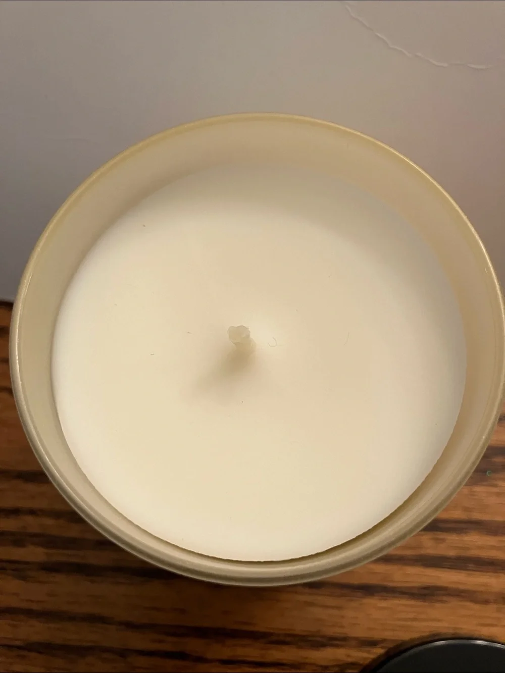 Bath & Body Works Bridgerton Diamond of the Season Candle - Gold & Black